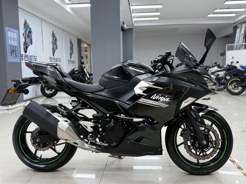 二手川崎Ninja 400
