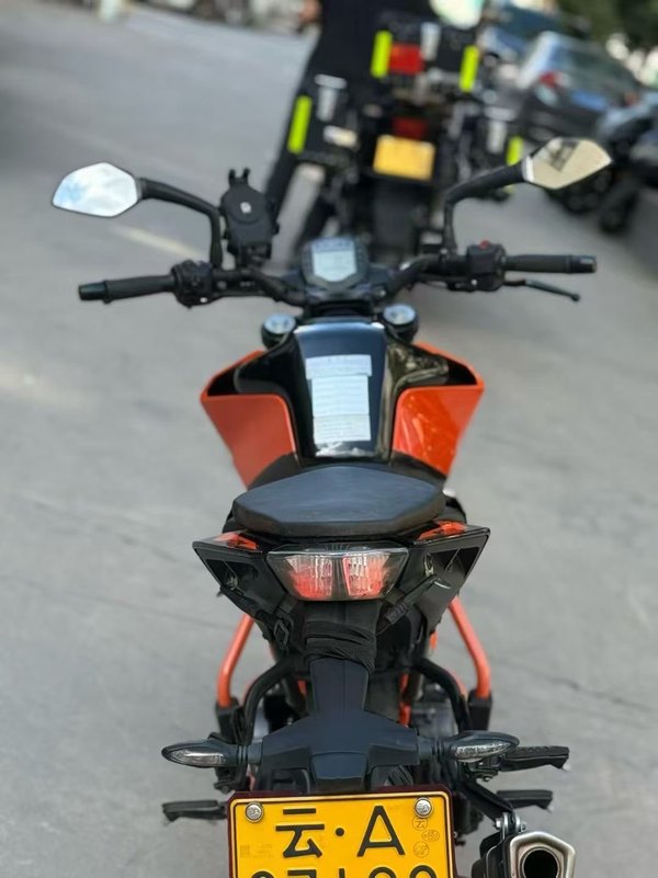 二手KTMR2R250 Duke