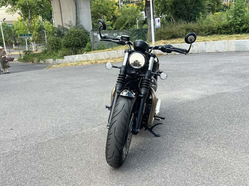 二手凯旋Bonneville Bobber