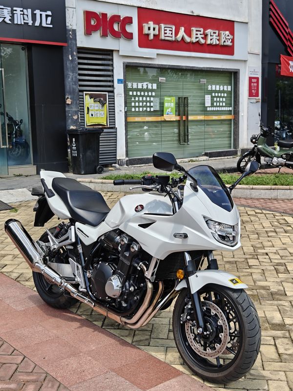 二手本田CB1300 Super Bol D'or
