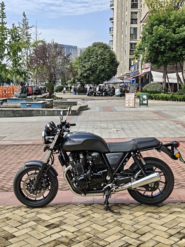 二手本田CB1100