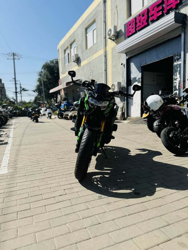 二手川崎Z900