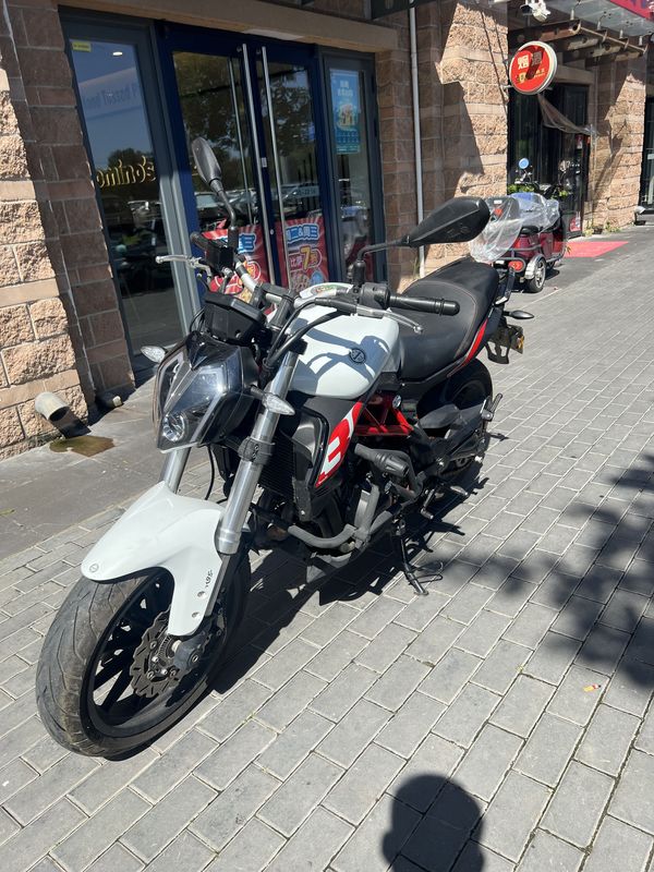 二手贝纳利蓝宝龙 BN302S