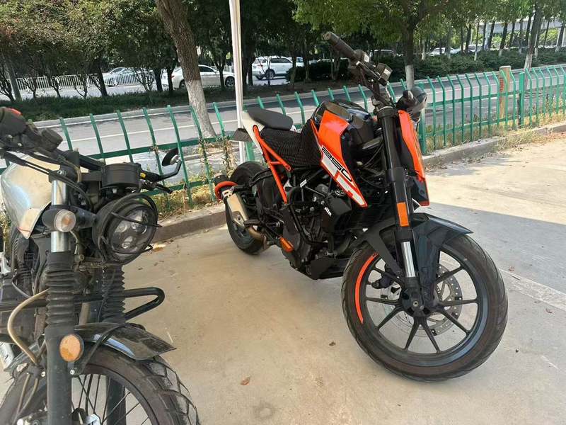 二手KTMR2R250 Duke