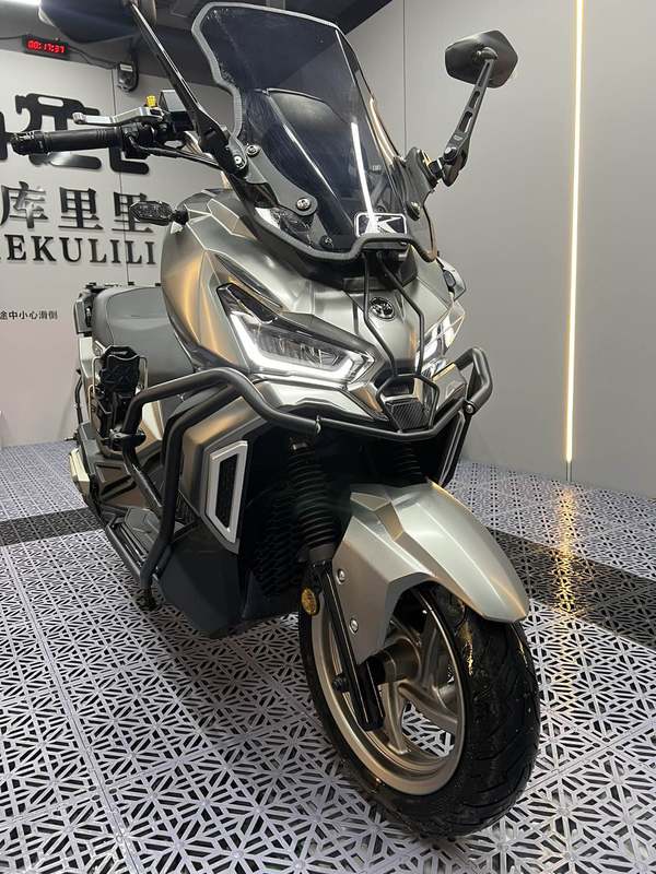 二手三阳哈士奇 Husky ADV150