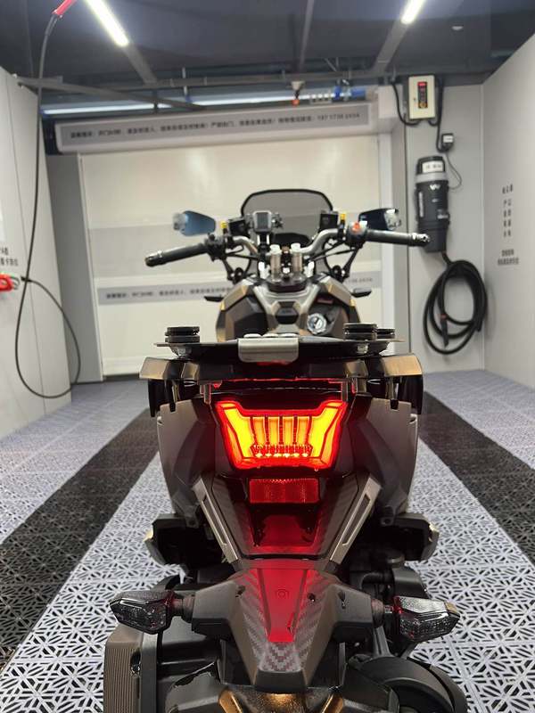 二手三阳哈士奇 Husky ADV150