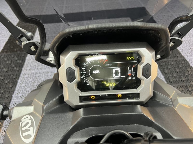 二手三阳哈士奇 Husky ADV150