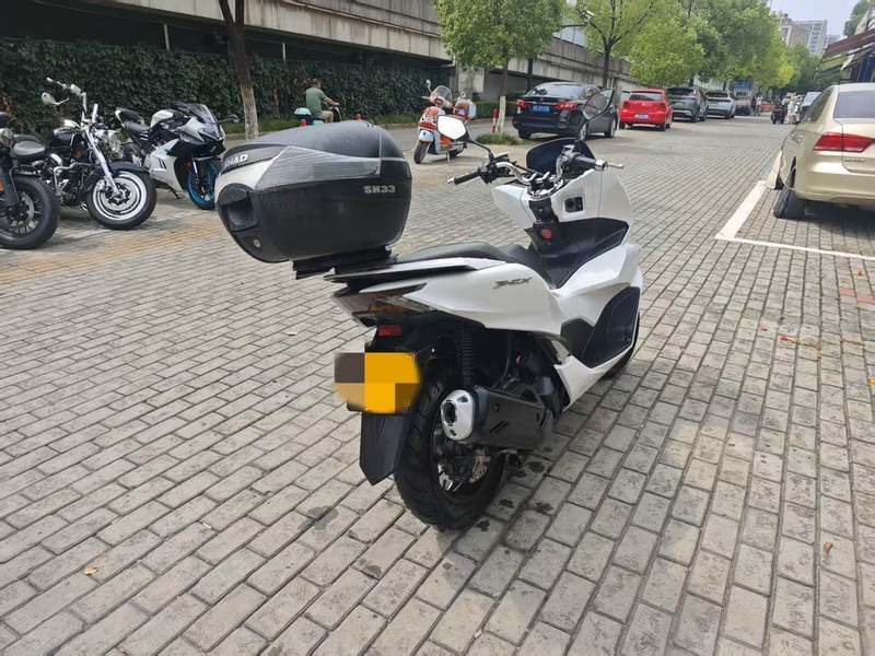 二手五羊本田PCX