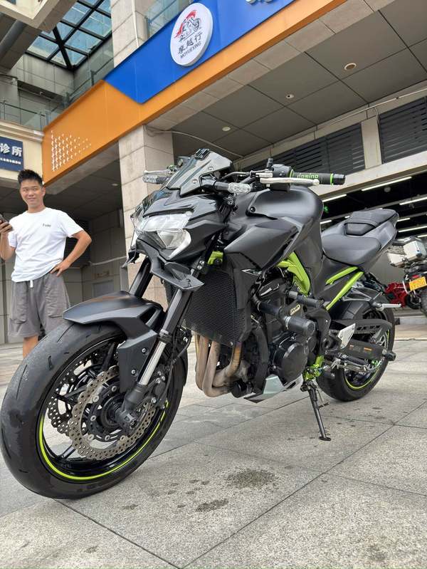 二手川崎Z900