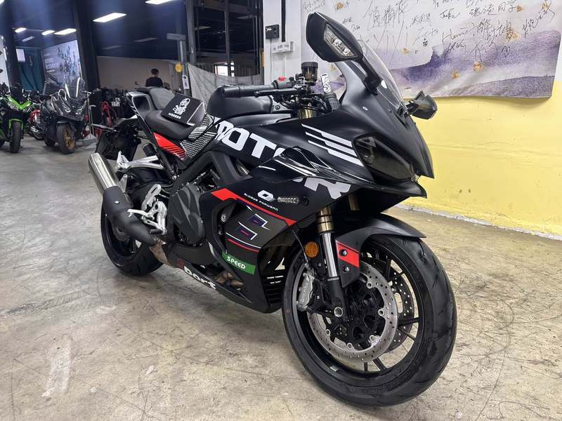 二手QJMOTOR赛800