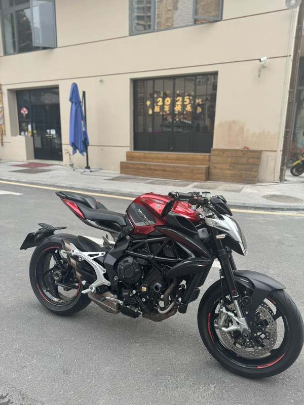 二手奥古斯塔Brutale 800