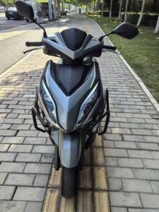 二手新大洲本田裂行 RX125Fi