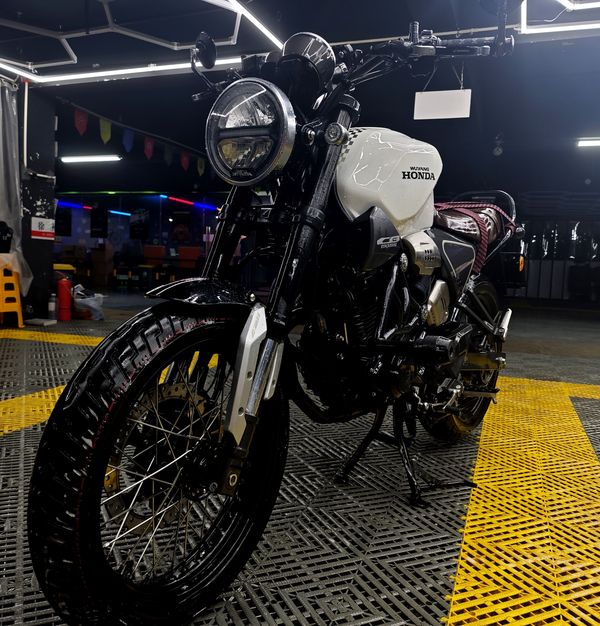 二手五羊本田鸷道 CB190SS