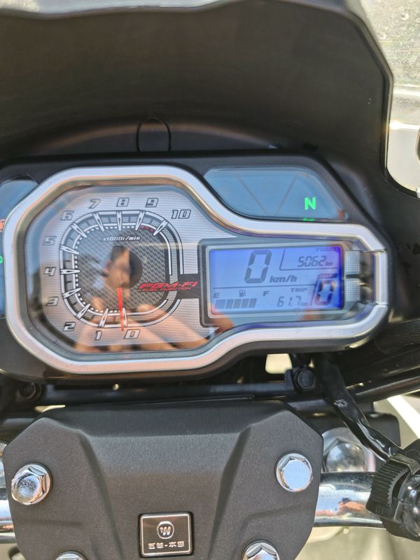 二手五羊本田猛鸷 CB190X