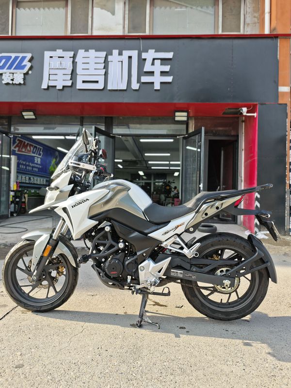 二手五羊本田猛鸷 CB190X