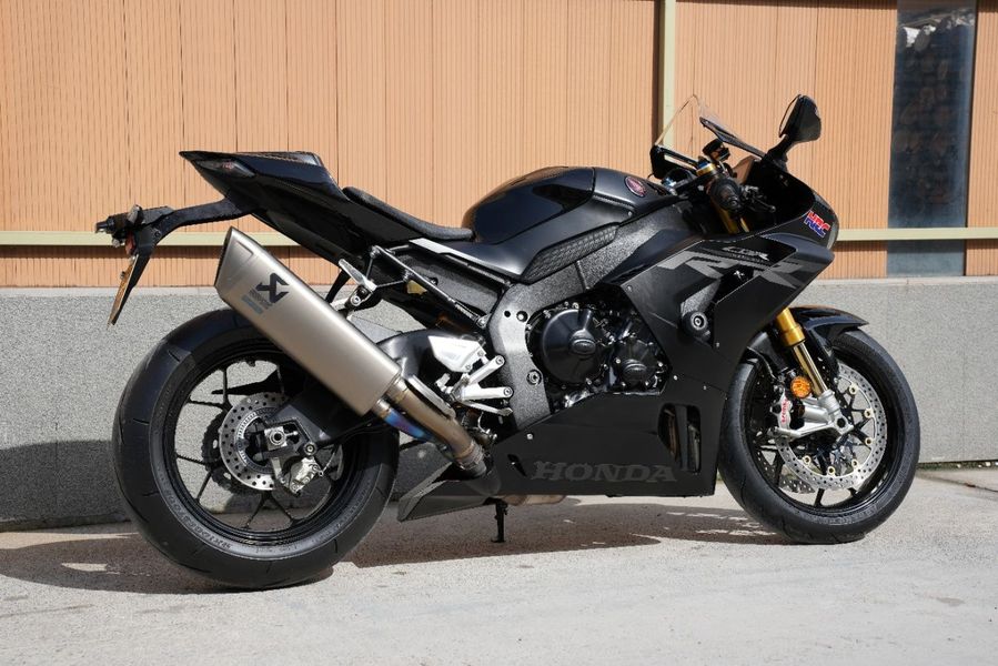 二手本田CBR 1000 RR-R