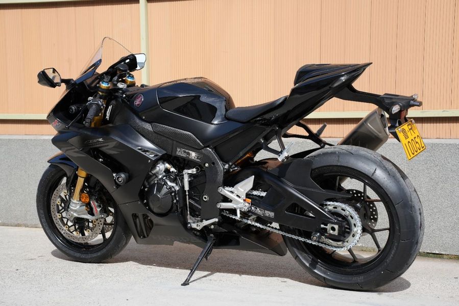 二手本田CBR 1000 RR-R