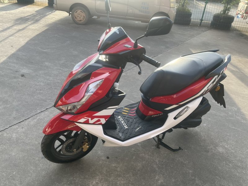 二手五羊本田NX125