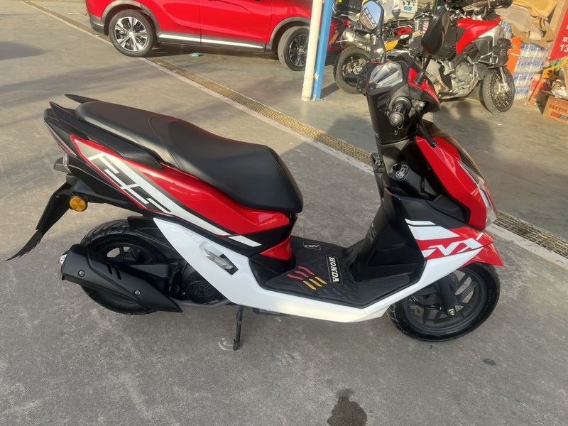 二手五羊本田NX125