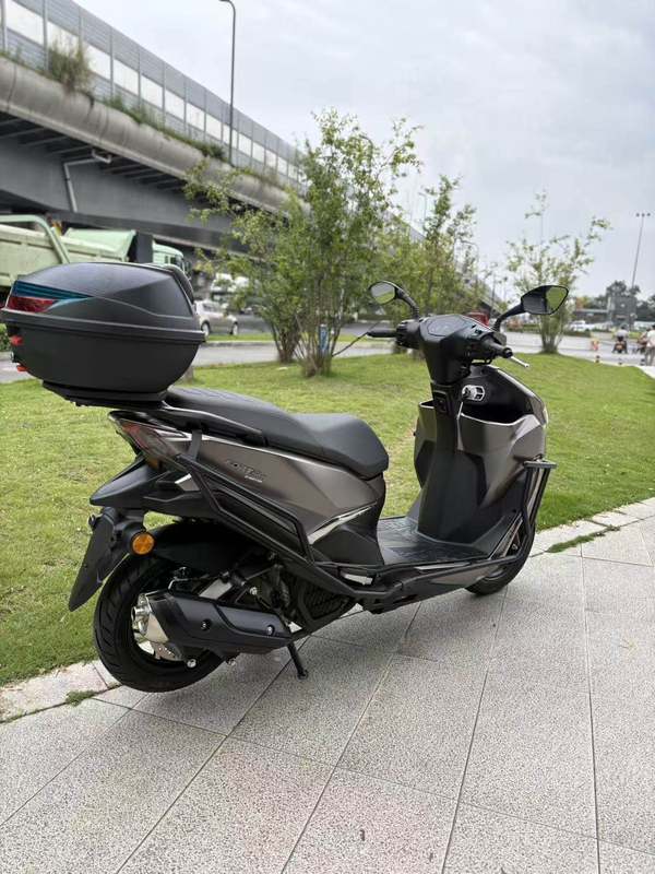 二手QJMOTOR鸿150RS