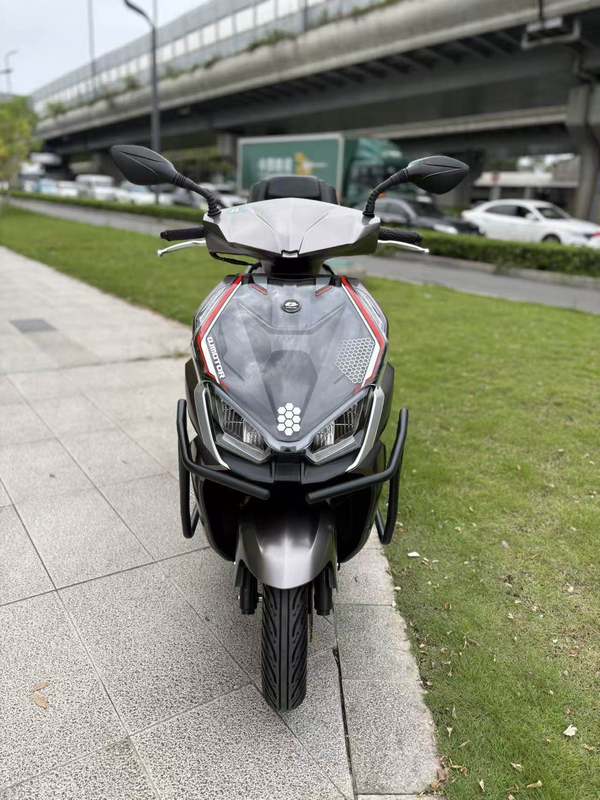 二手QJMOTOR鸿150RS