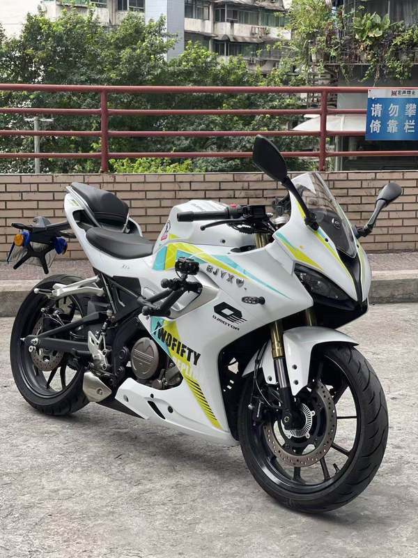 二手QJMOTOR赛250