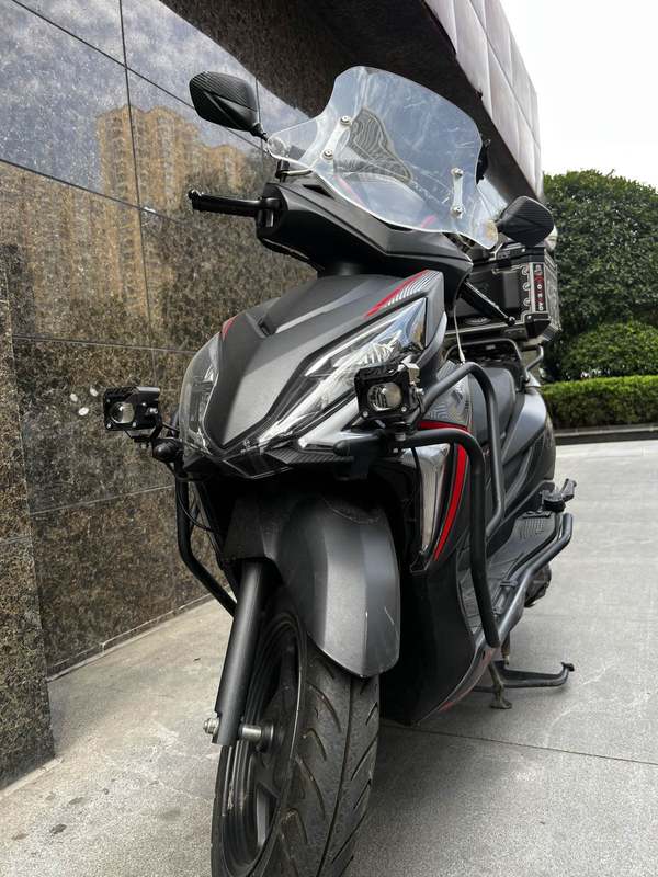 二手新大洲本田裂行 RX125Fi