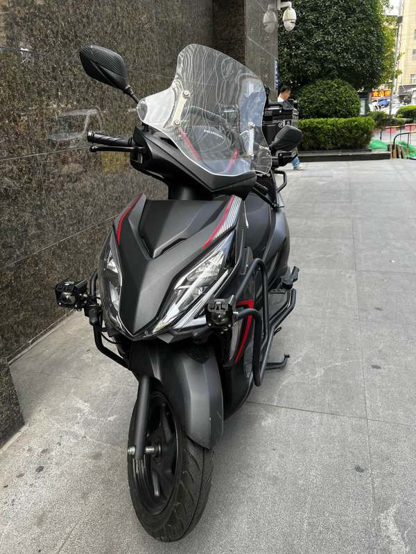 二手新大洲本田裂行 RX125Fi