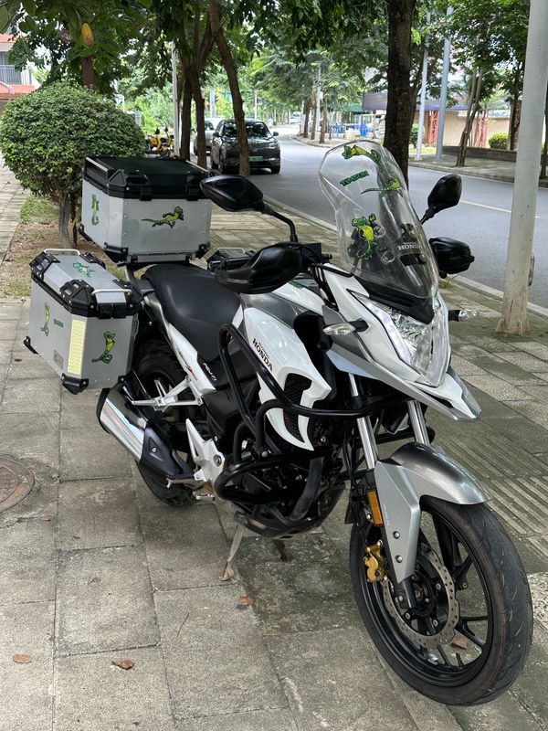 二手五羊本田猛鸷 CB190X