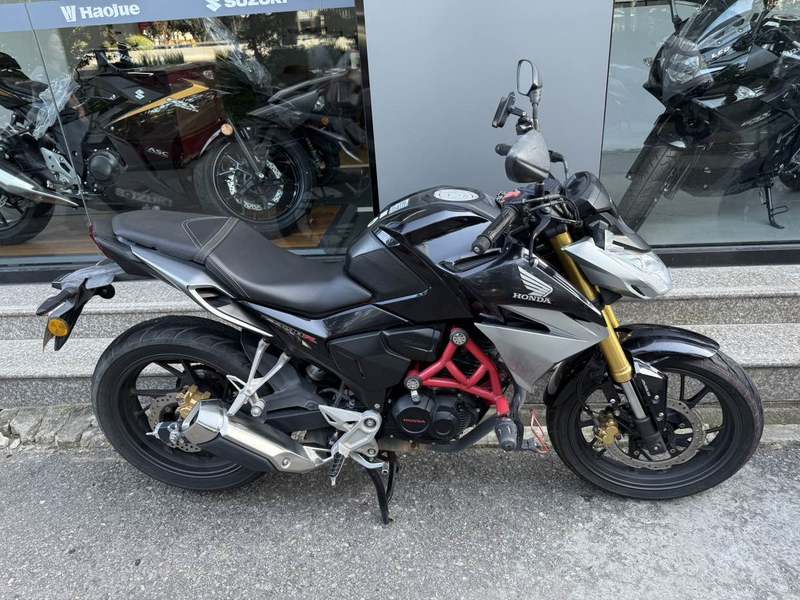 二手五羊本田CB190R 暴锋眼