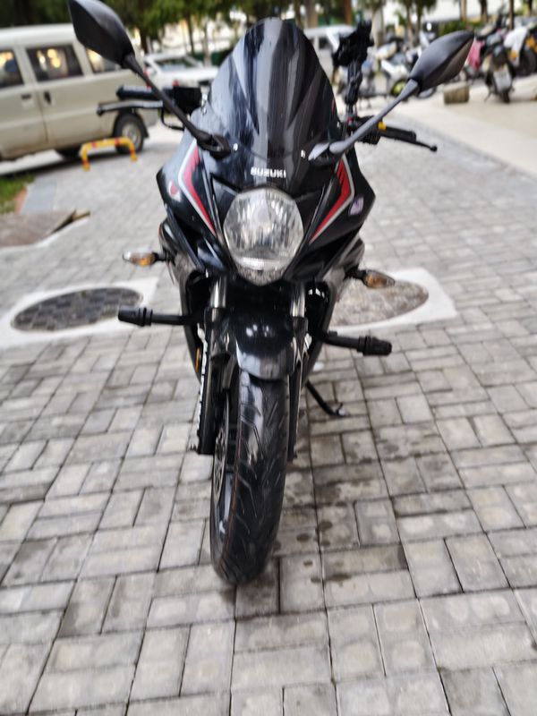 二手济南铃木极客飒 Gixxer 155
