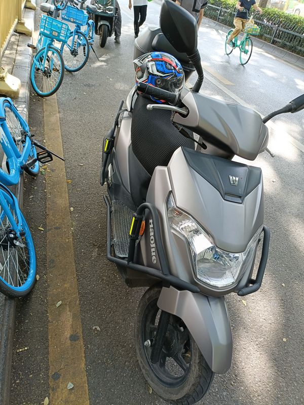 二手豪爵虎鲨VX125
