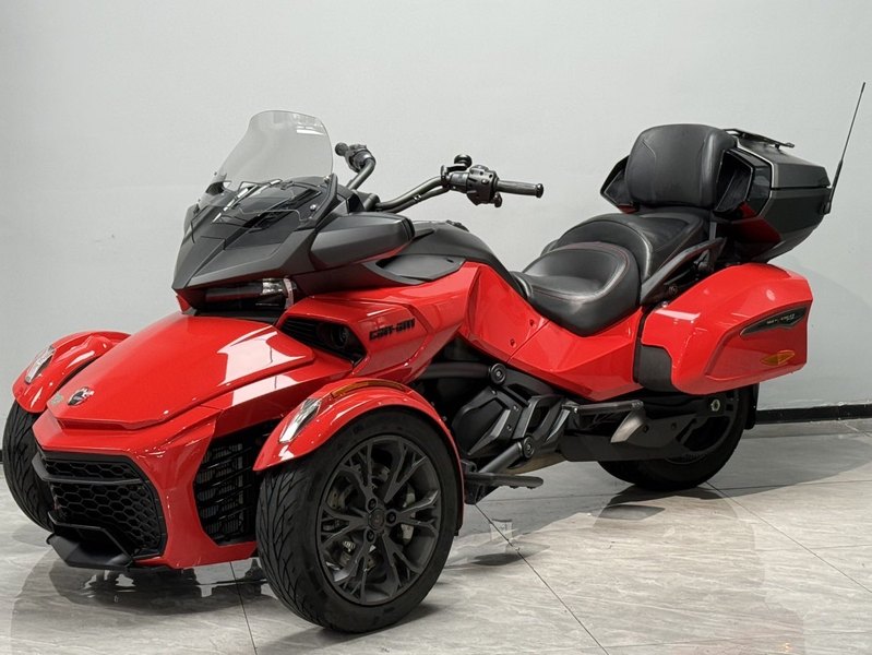 二手庞巴迪Spyder F3 