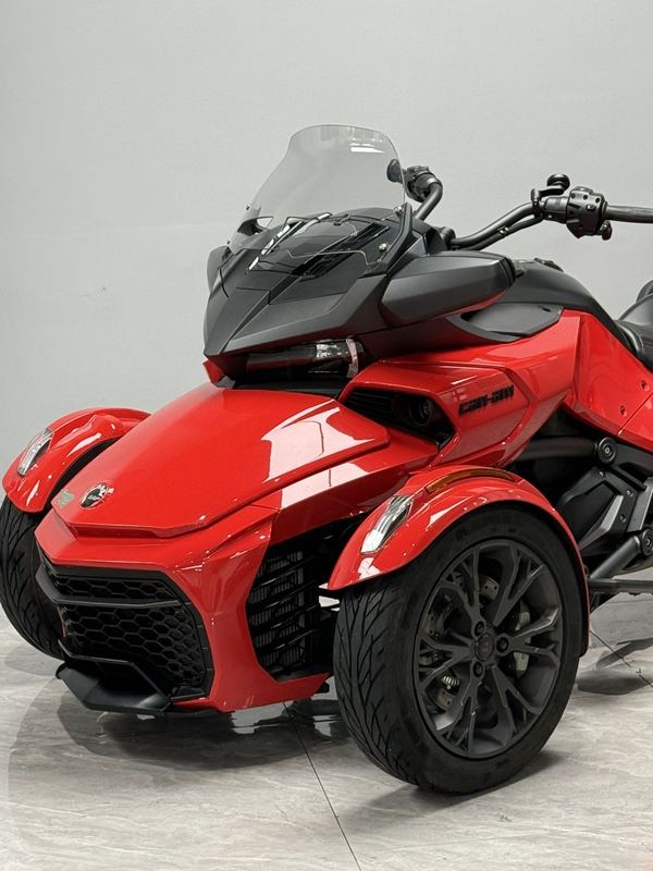 二手庞巴迪Spyder F3 