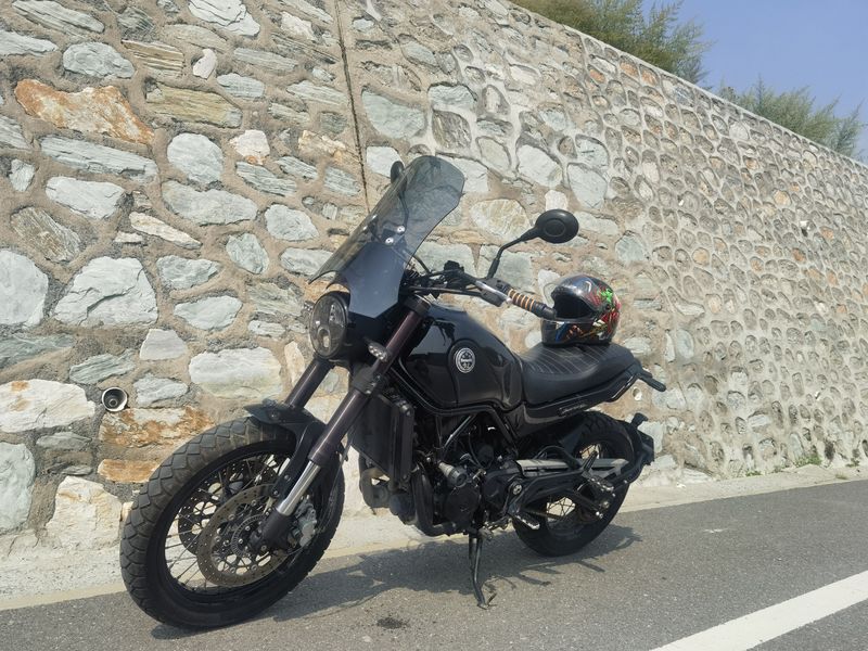 二手贝纳利幼狮 Leoncino 500