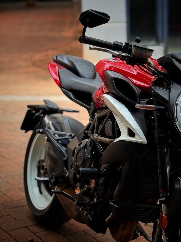 二手奥古斯塔Brutale 800