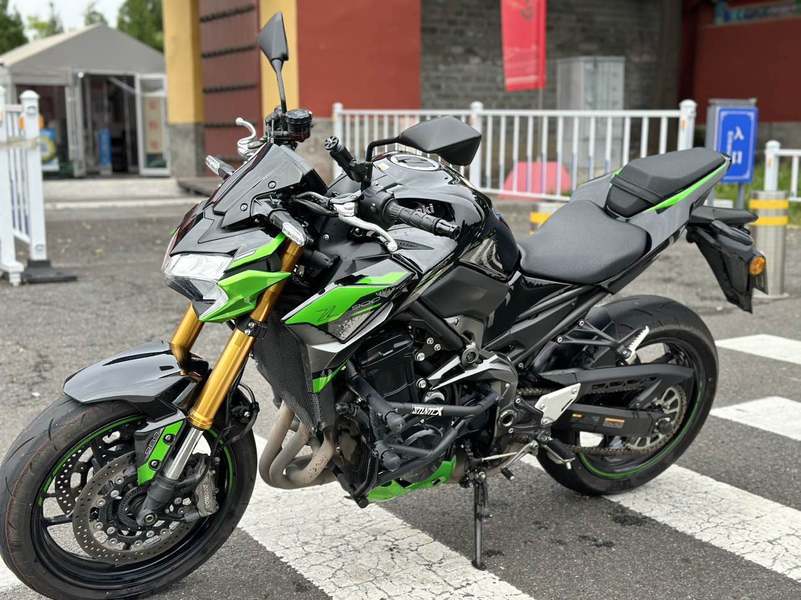 二手川崎Z900