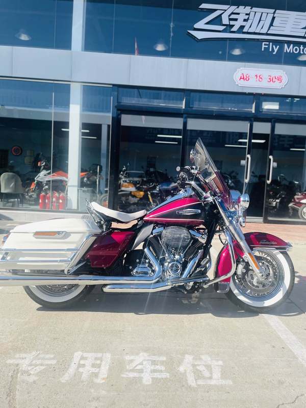 二手哈雷戴维森路王定制版 Road King Special