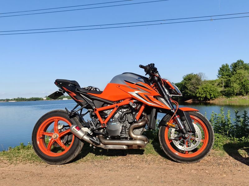 二手KTMR2R1290 Super Duke