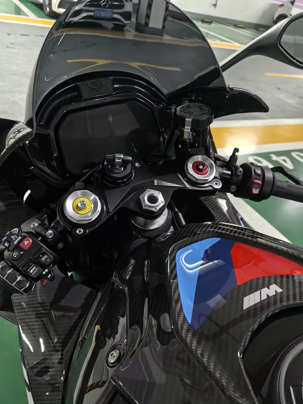 二手宝马M 1000 RR