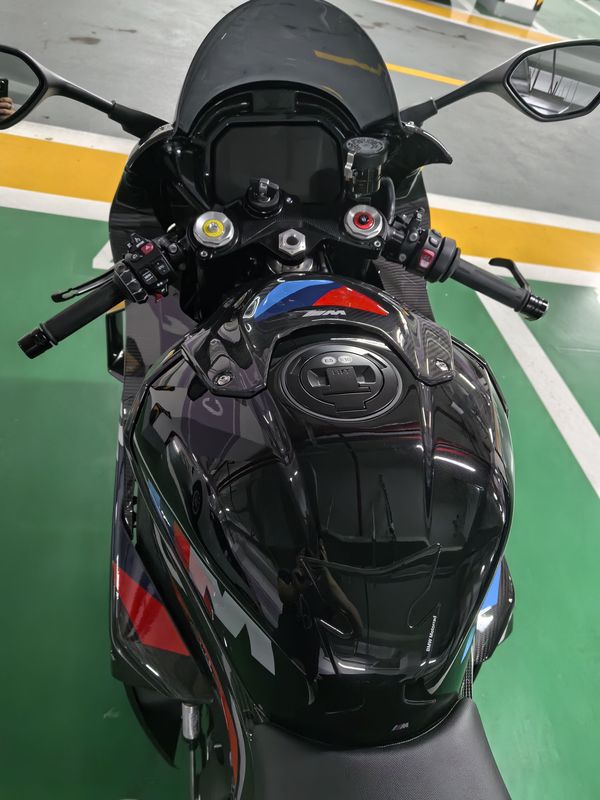 二手宝马M 1000 RR