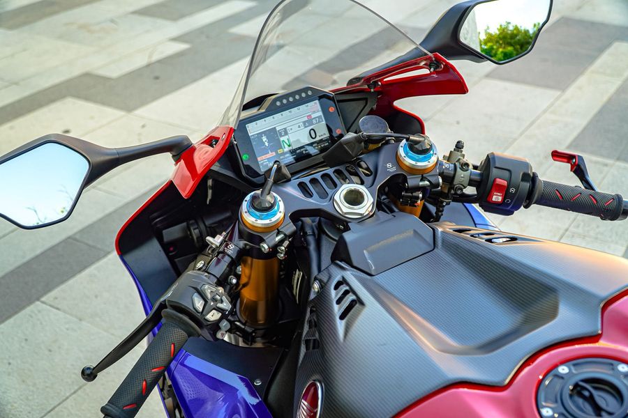二手本田CBR 1000 RR-R