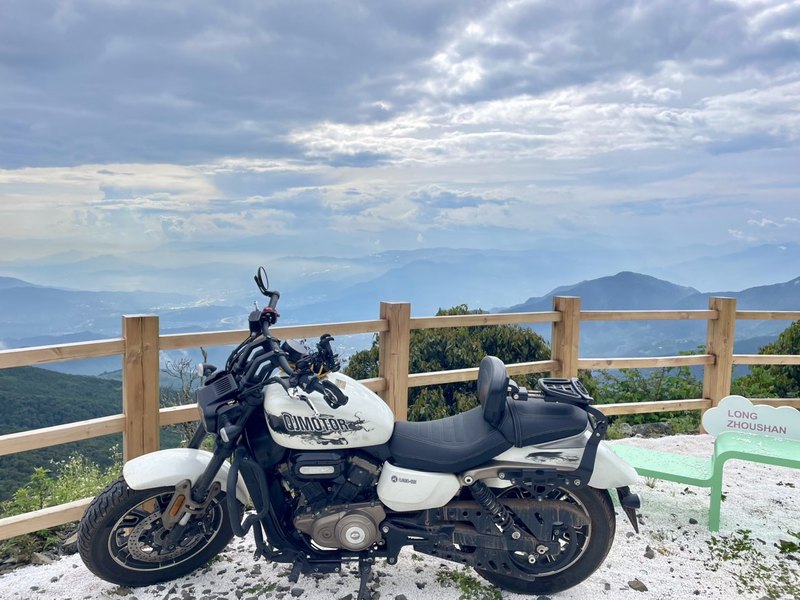 二手QJMOTOR闪350