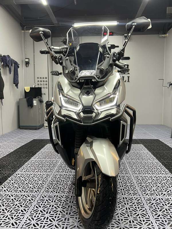 二手三阳哈士奇 Husky ADV150