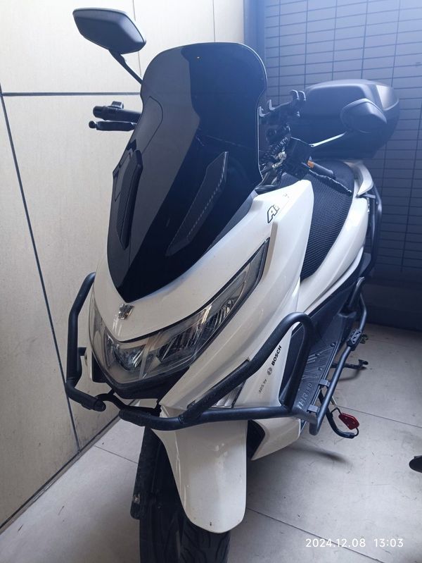二手豪爵UHR150