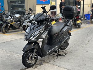 二手新大洲本田裂行 RX125Fi
