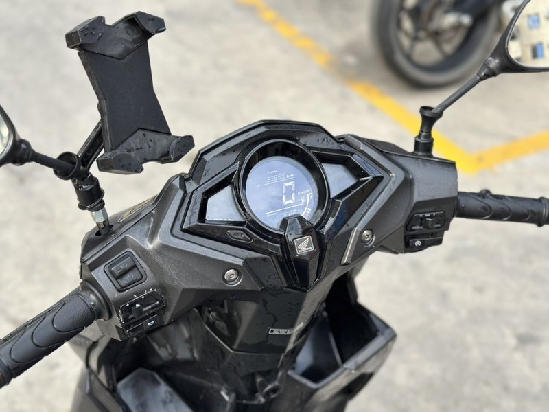 二手新大洲本田裂行 RX125Fi