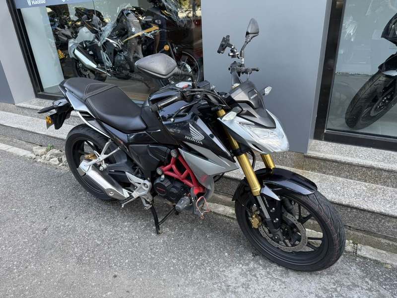 二手五羊本田CB190R 暴锋眼