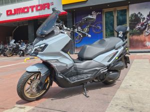二手三阳哈士奇 Husky ADV300