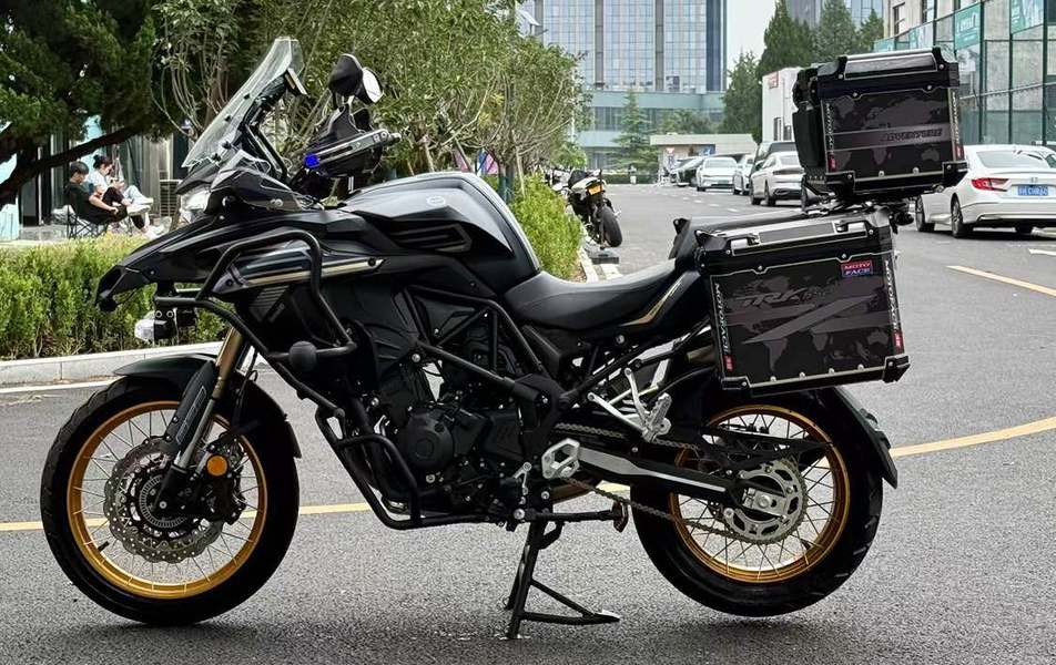 二手贝纳利TRK552